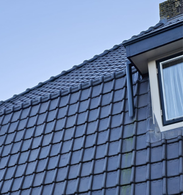 Dakdekker Hilversum – pannendak renovatie met dakkapel en isolatie