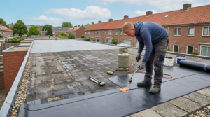 Kosten dakrenovatie plat dak: indicatie van prijzen en overwegingen voor huiseigenaren.